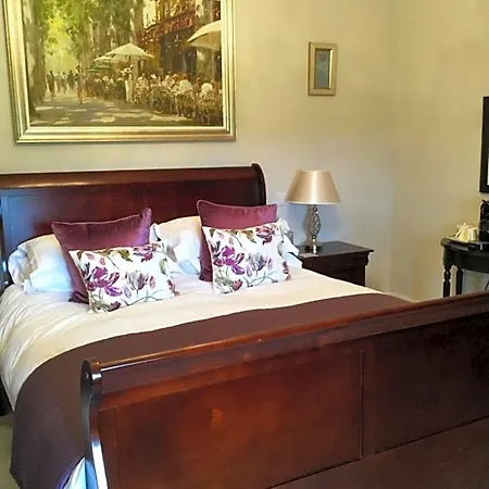 Otel Tullybeggs Clifden